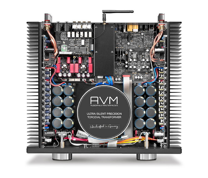 Интегральный усилитель AVM A 8.3 Cellini Chrome артикул 252963Si-1 фото 4