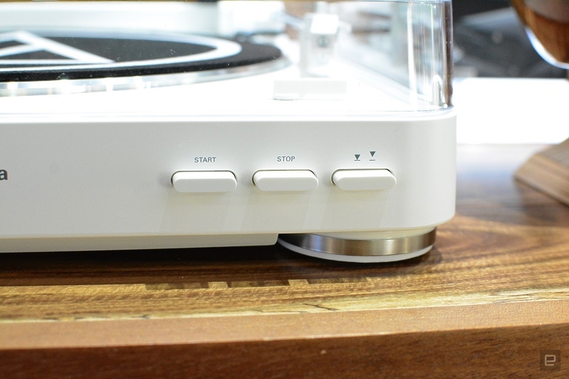 Проигрыватель винила Audio Technica AT-LP60BT White артикул 141193Si-1 фото 4