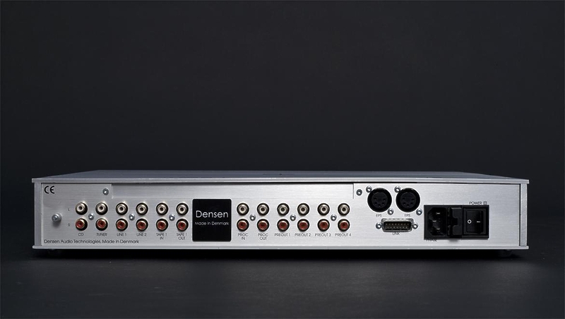 Densen Beat-130 XS black/gold #1 в «HiFiRussia»