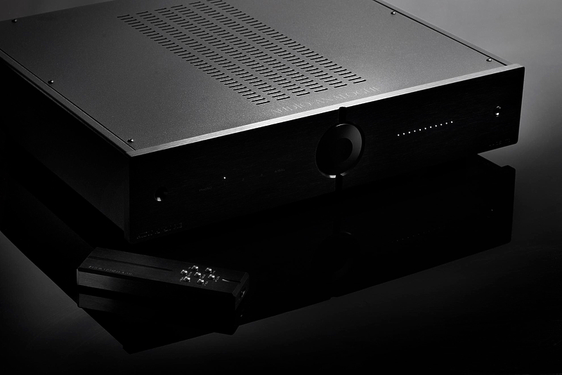 Интегрированный усилитель Audio Analogue AACento Black артикул 292071Si-1 фото 4