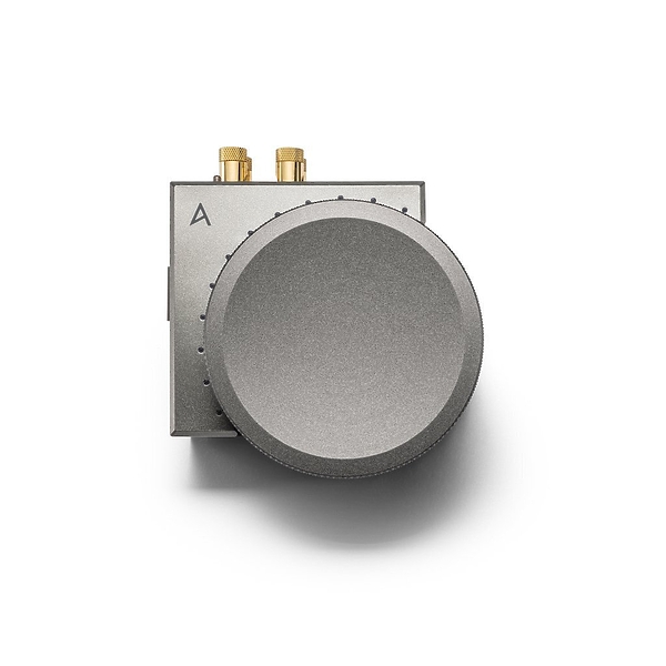 Усилитель для наушников Astell&Kern ACRO L1000 артикул 171684Si-1 фото 8