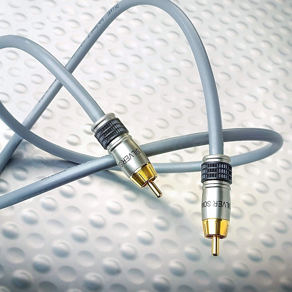 Кабель межблочный аудио DH Labs Subsonic subwoower RCA 1,5m артикул 249900Si-1