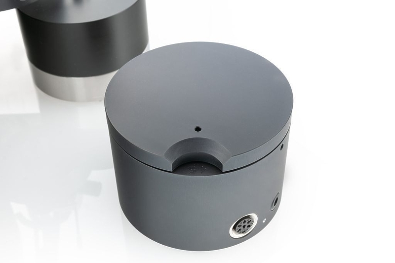 Проигрыватель винила Transrotor MASSIMO NERO TMD с тонармом Rega RB 330 артикул 293771Si-1 фото 6