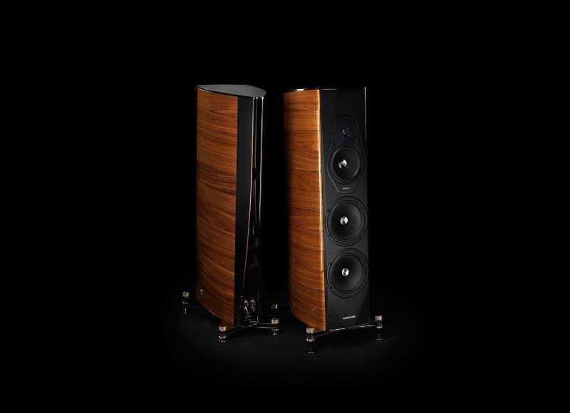 Напольная акустика Sonus Faber Amati futura piano black артикул 121193Si-1