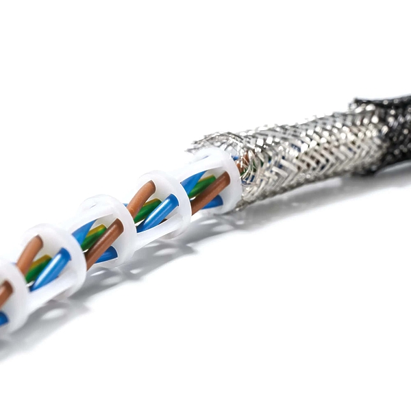 Силовой кабель In-Akustik Referenz Mains Cable, AC-1205 AIR, SHUKO - C15, 1,5 m, 007652615 артикул 335178Si-1 фото 3