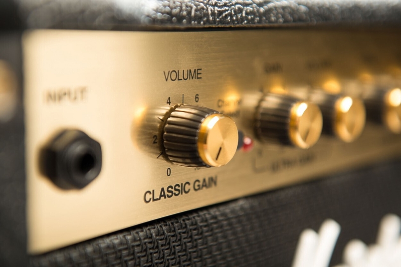 Комбо усилитель MARSHALL DSL5C 5W COMBO артикул 131408Si-1 фото 3