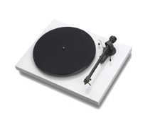 Проигрыватель винила Pro-Ject Debut III White (с картриджем Ortofon OMB-5e) артикул 389204FV-1