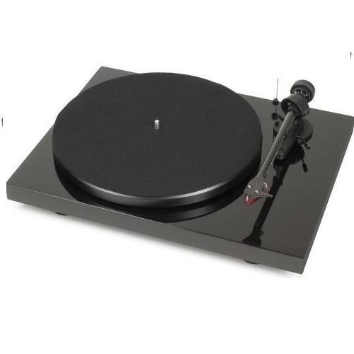 Проигрыватель винила Pro-Ject Debut Carbon (DC) piano black (Ortofon OM 10) артикул 449322FV-1