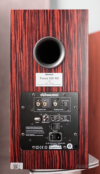 Полочная акустика Dynaudio Focus XD 200 satin black артикул 133874Si-1 фото 3