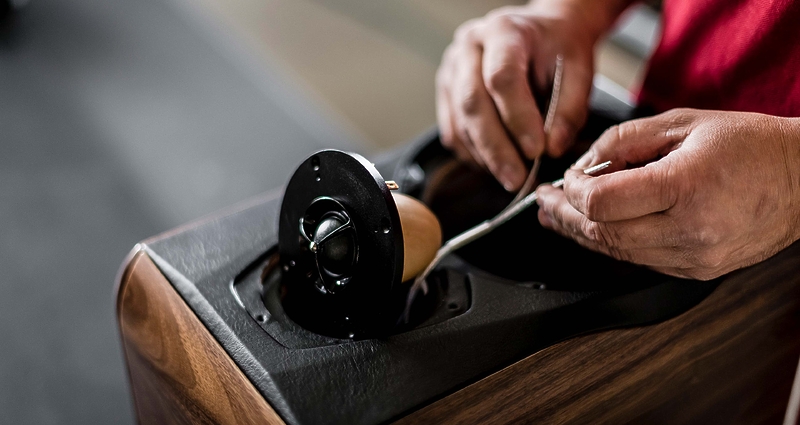 Полочная акустика Sonus Faber Electa Amator III wood артикул 184999Si-1 фото 18