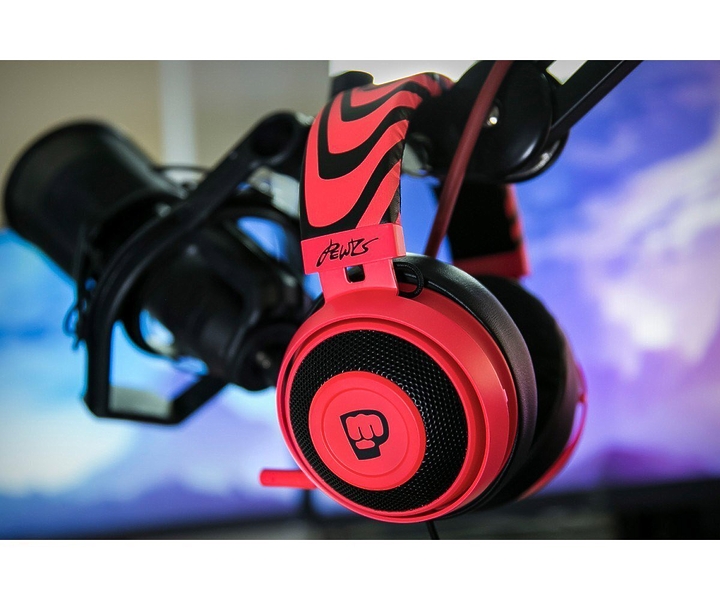 Наушники Razer Kraken Pro V2 Oval, PewDiePie (3,5 мм) (RZ04-02050800-R3M1) артикул 177224Si-1 фото 6