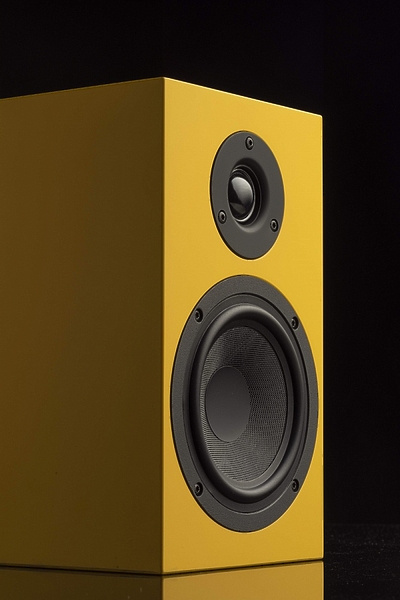 Полочная акустика Pro-Ject Speaker Box 5 S2 satin yellow артикул 242270Si-1 фото 4