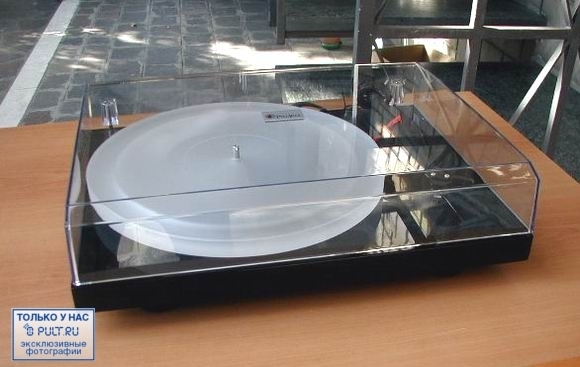Проигрыватель винила Pro-Ject Debut III, Esprit Piano Red (с картриджем Ortofon Alpha) артикул 389162FV-1 фото 7