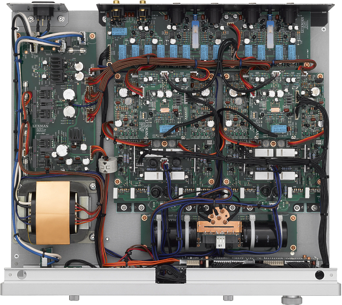 Усилитель для наушников Luxman P-700 артикул 113018Si-1 фото 4