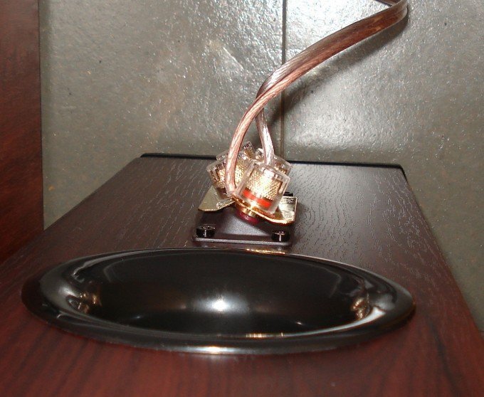 Напольная акустика Wharfedale Diamond 9.5 walnut pearl артикул 426223FV-1 фото 3