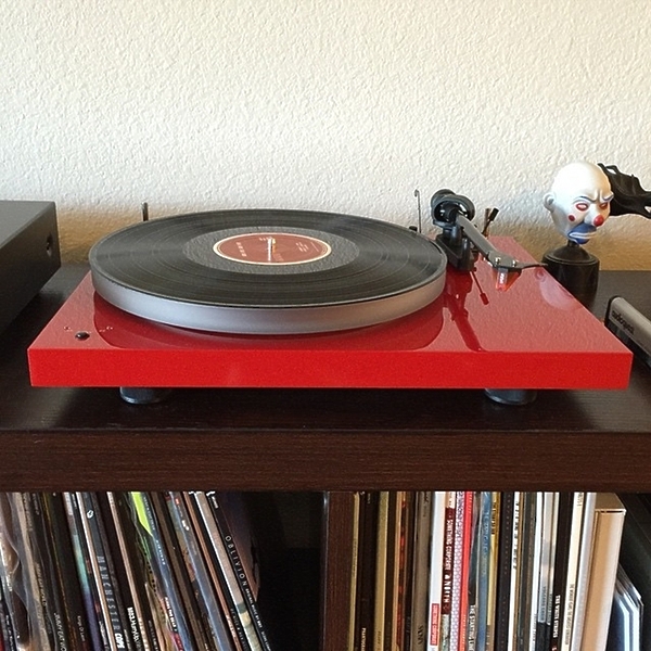 Проигрыватель винила Pro-Ject DEBUT CARBON ESPRIT SB (DC) (2M Red) red артикул 138481Si-1 фото 4