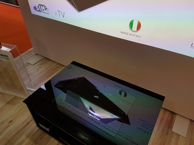 SIM2 xTV white артикул 405401-1 фото 7