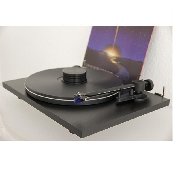 Проигрыватель винила Pro-Ject Essential (Ortofon 2M-Blue + Phono USB) white артикул 389044FV-1 фото 3