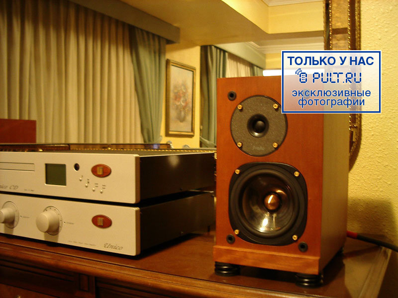 CD проигрыватель Unison Research UNICO CD silver артикул 380326FV-1 фото 4