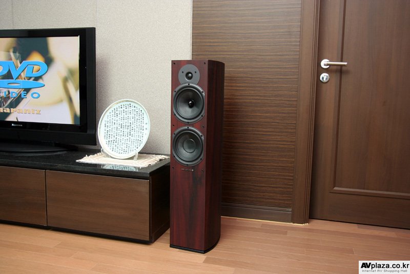 Напольная акустика Wharfedale Diamond 9.5 walnut pearl артикул 426223FV-1 фото 5