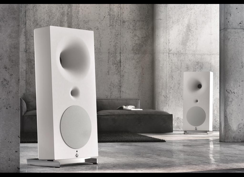 Напольная акустика Avantgarde Acoustic ZERO 1 PRO-AD white артикул 108966Si-1
