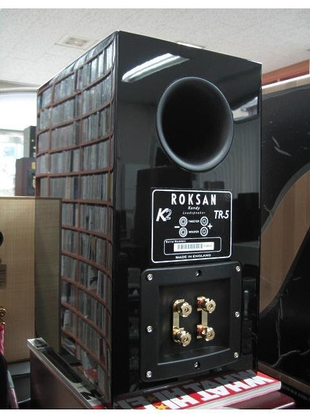 Полочная акустика Roksan KANDY K2 SPEAKERS piano black артикул 108098Si-1 фото 4