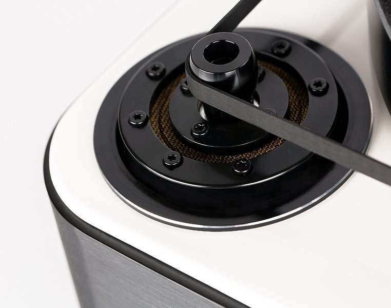 Проигрыватель винила ELAC Miracord 90 black/silver артикул 160236Si-1 фото 5