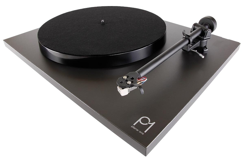 Проигрыватель винила Rega Planar 1 matt black артикул 242230Si-1 в интернет-магазине «HiFiRussia»