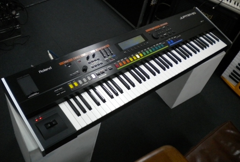 Клавишный инструмент Roland JUPITER-50 артикул 136387Si-1 фото 3