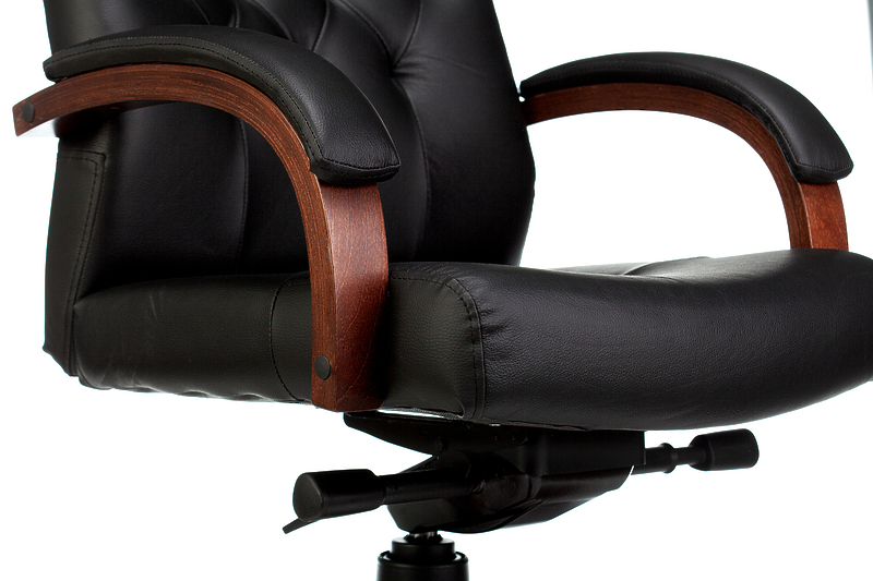 Кресло Бюрократ T-9928WALNUT/BLACK (Office chair T-9928WALNUT black leather cross metal/wood) артикул 263462Si-1 фото 7