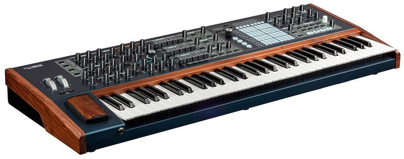 Аналоговый синтезатор Arturia PolyBrute артикул 235349Si-1