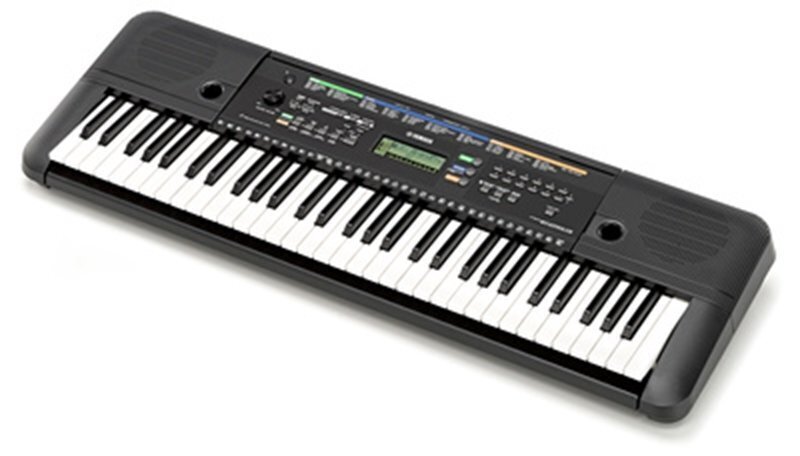 Клавишный инструмент Yamaha PSR-E253 артикул 136562Si-1 фото 4