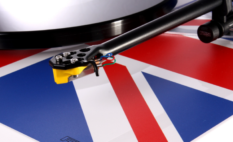 Проигрыватель винила Rega RP3 (ELYS-2) Union Jack артикул 072442Si-1 фото 3