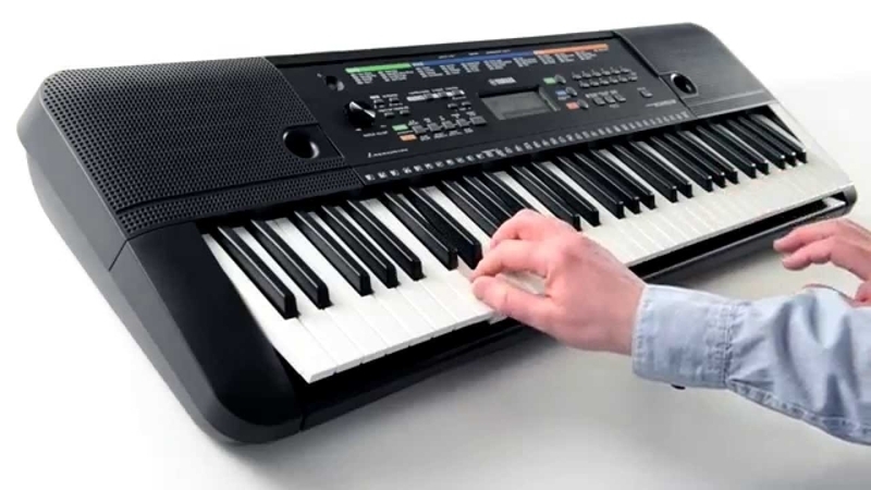 Клавишный инструмент Yamaha PSR-E253 артикул 136562Si-1 фото 7
