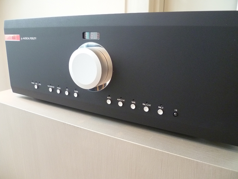 Предусилитель (стерео) Musical Fidelity M8PRE silver артикул 117137Si-1 фото 5