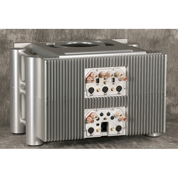 Усилитель звука Chord Electronics SPM 3005 silver артикул 321722FV-1