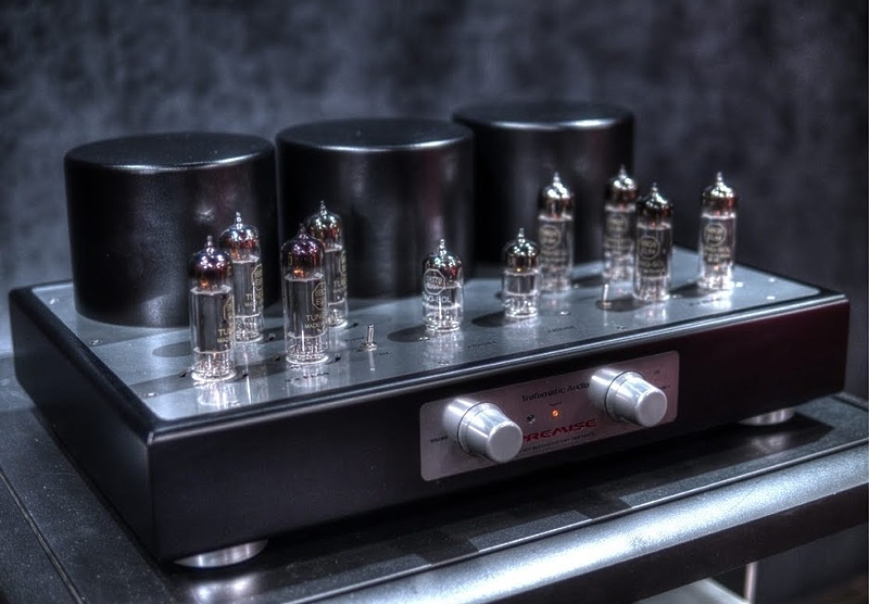 Ламповый усилитель Trafomatic Audio Premise (black/silver plates), w/o RC артикул 180070Si-1 в интернет-магазине «HiFiRussia»