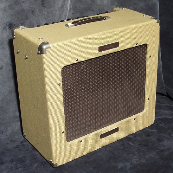 Комбо усилитель Peavey Delta Blues артикул 131316Si-1 фото 3