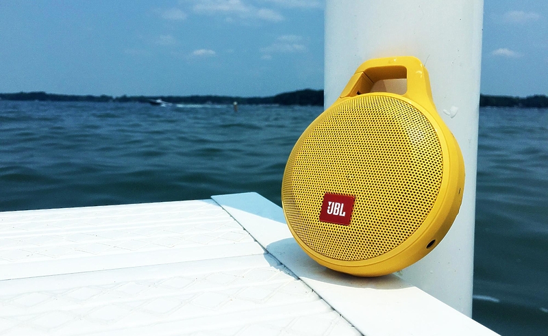 JBL Clip Plus yellow #3 в «HiFiRussia»