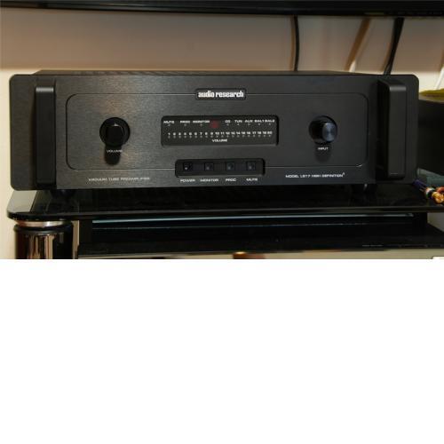 Предусилитель (стерео) Audio Research LS 17 SE black артикул 112677Si-1