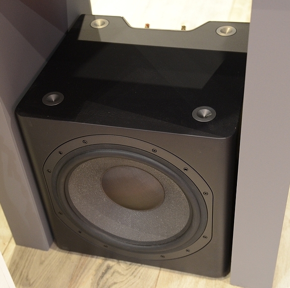 Акустическая система Bowers & Wilkins CT8 SW артикул 059639Si-1 фото 5