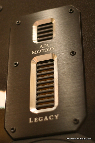 Напольная акустика Legacy Audio Signature SE rosewood артикул 101603Si-1 фото 4