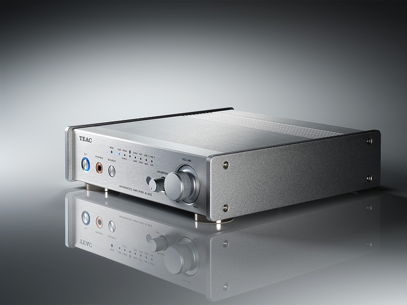 Интегрированный усилитель Teac AI-303 Silver артикул 307900Si-1 фото 5
