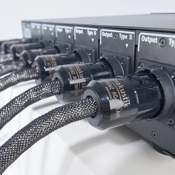 Силовой кабель In-Akustik Referenz Mains Cable, AC-1205 AIR, SHUKO - C15, 1,5 m, 007652615 артикул 335178Si-1 фото 5