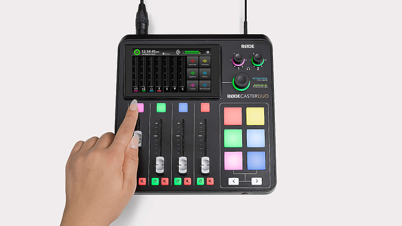 Цифровой пульт для интернет-вещания Rode R?DECASTER DUO артикул 309669Si-1 фото 7