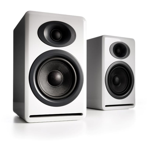 Полочная акустика Audioengine P4 Wh, Белый глянец артикул 339750SI-1