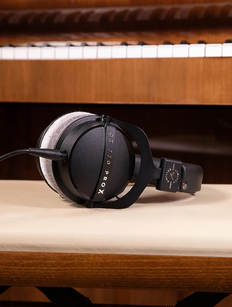 Наушники Beyerdynamic DT 770 Pro X Limited Edition артикул 318058Si-1 фото 7